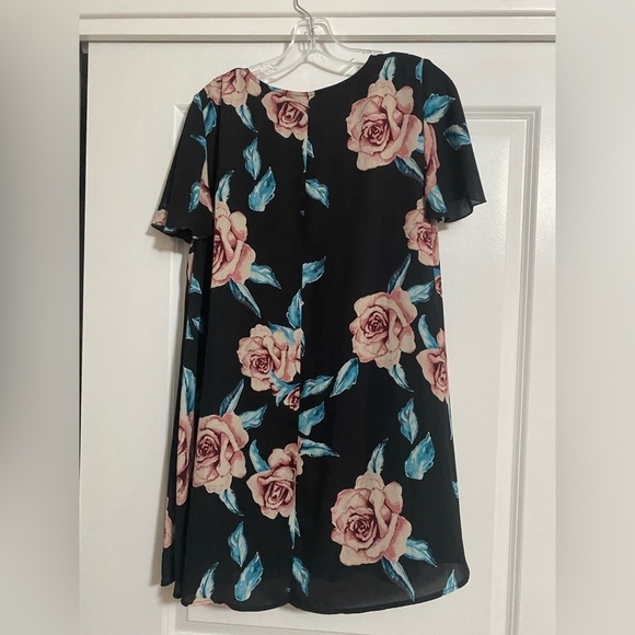 Mumu Kylie Dress Rose Print - Picture 4 of 4